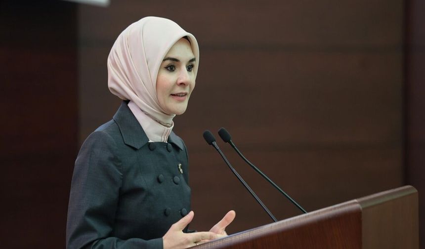 Bakan Göktaş duyurdu: 15 yaş altı için sosyal medya düzenlemesi geliyor!