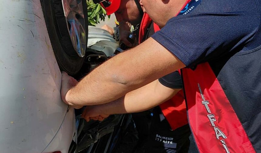 Balıkesir'de feci kaza: 1 ölü, 3 yaralı