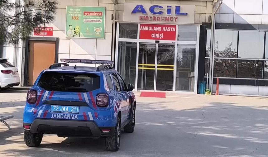 Batman’da hafif ticari araç çocuğa çarptı: Durumu ağır