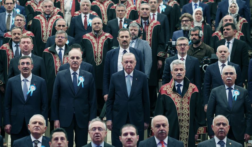 Erdoğan: Demokratik ayıbı gidermek Türk siyasetinin boynunun borcudur