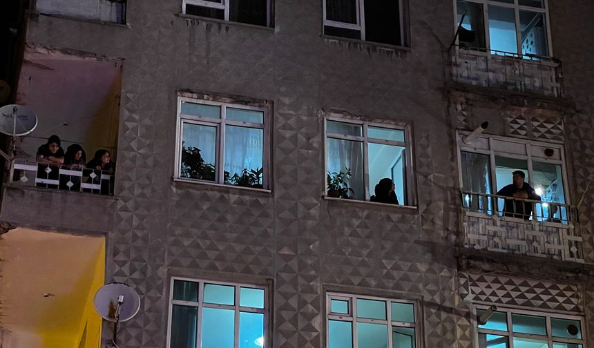 Kayseri'de 4 Katlı Binada Yangın