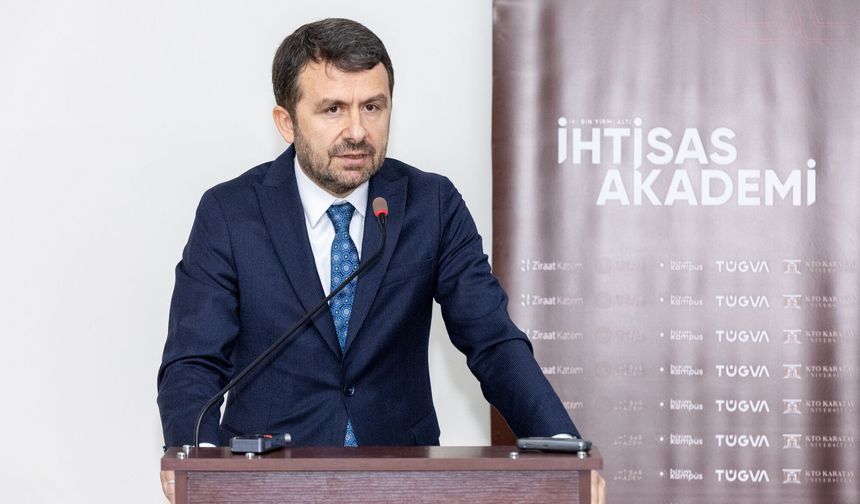 BİK Genel Müdürü Abdulkadir Çay, İhtisas Akademisi öğrencileriyle bir araya geldi