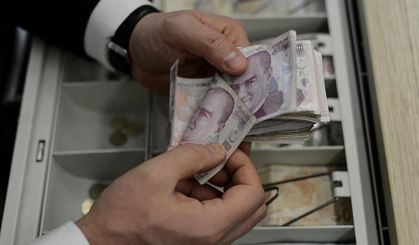 Emeklilere müjde: Bayram ikramiyeleri için sayılı gün! Ödemeler erkene mi çekildi?