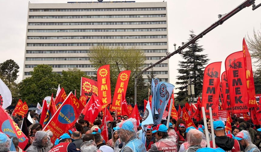 1  Mayıs’ta alanlardan eşitlik, özgürlük ve barış çağrısı