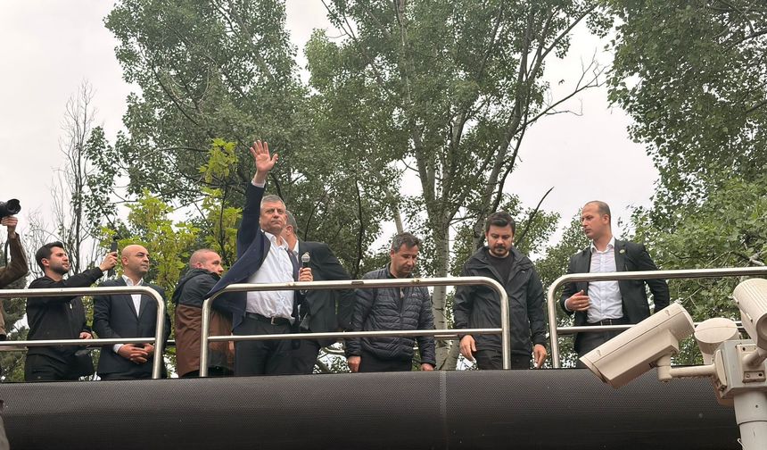Özgür Özel: “Kimse Bu İradenin Önünde Duramaz”