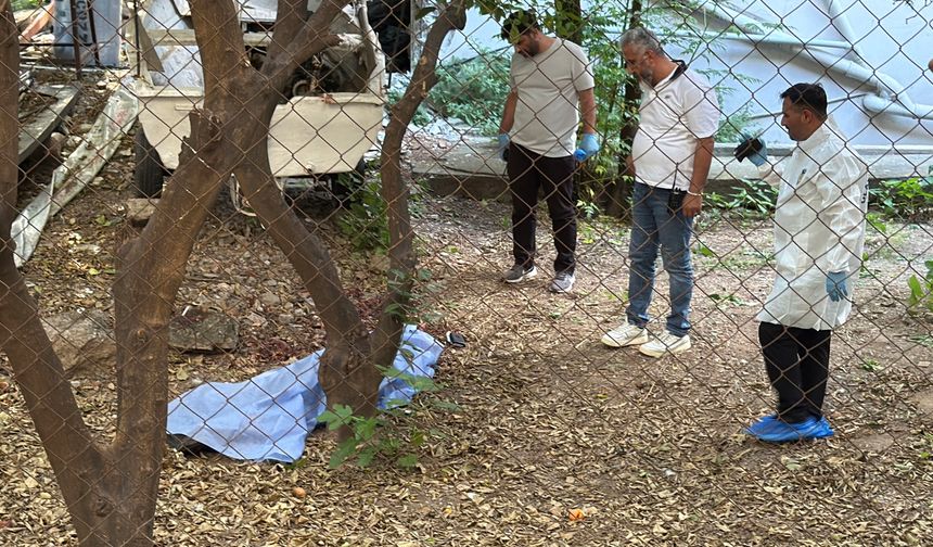 Antalya'da bahçede ölü bulundu