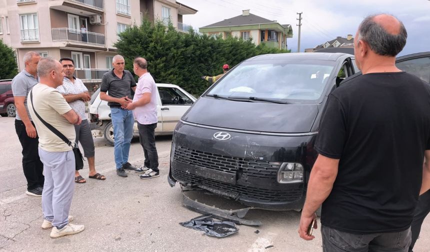 Bursa’da feci kaza: 3'ü çocuk 9 yaralı