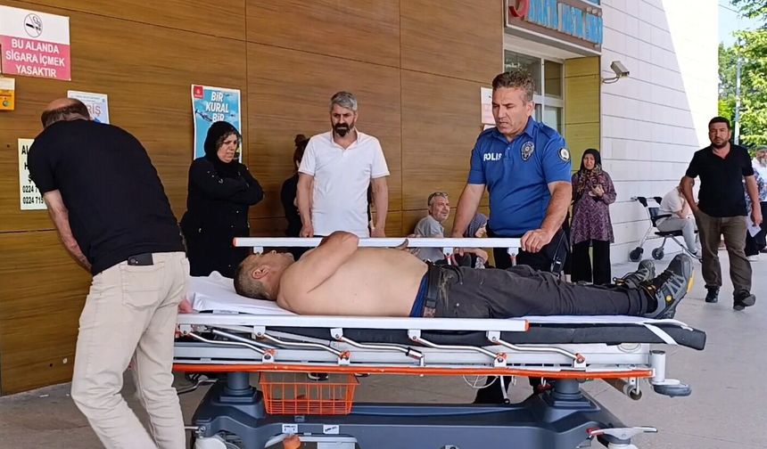 Bursa’da kiraz toplamak için çıktığı ağaçtan düştü