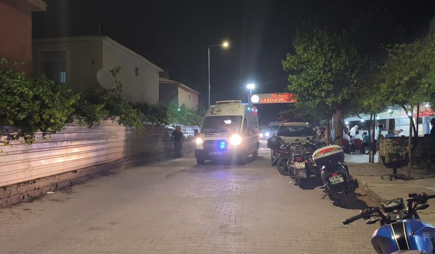 Diyarbakır'da otomobil takla attı: 2 ölü