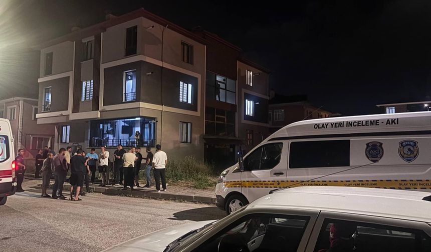 Erzincan'da dehşet: Boşandığı eşi ile yanındakini pompalı tüfekle öldürdü