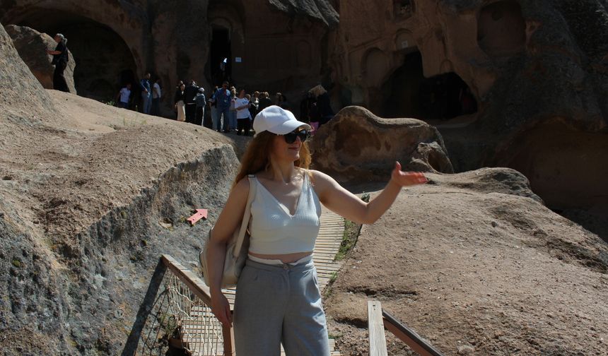 Kapadokya'da turist yoğunluğu