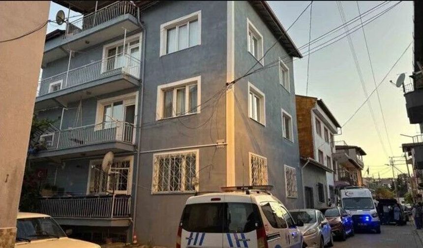 Uşak'ta 3'üncü kattan düşerek hayatını kaybetti!