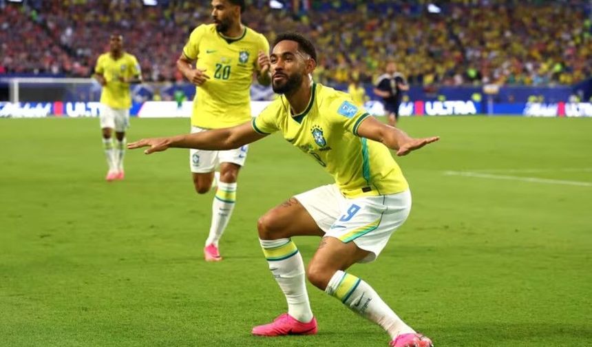 Brezilya'dan 3 Gollü Şov! Neymar Takıma Döndü