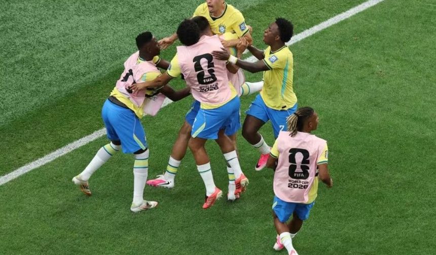 Brezilya Zorlu Maçta Japonya'yı Uzatmada Devirdi! 2-1