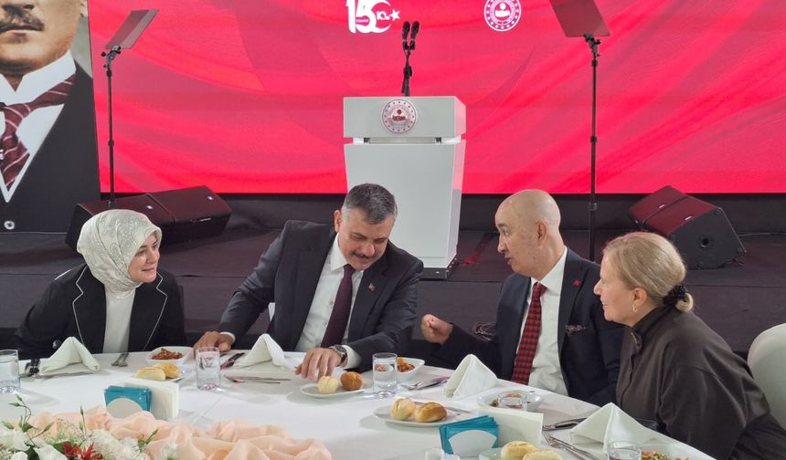 "15 Temmuz, milletimizin hafızasına şanla ve şerefle yazılmış bir tarihtir"