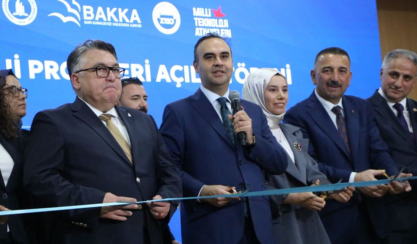 Bakan Kacır: NATO Zirvesi, Türkiye'nin gücünü bir kez daha dünyaya gösterdi