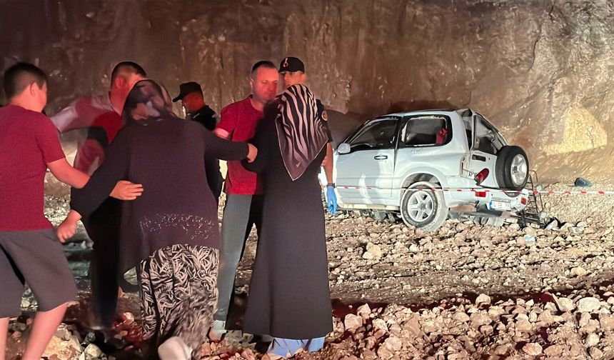 Bolu'da cip şarampole yuvarlandı