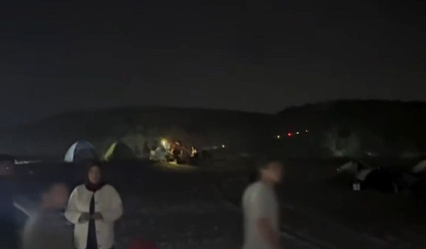 Kocaeli'de otomobil denize girdi