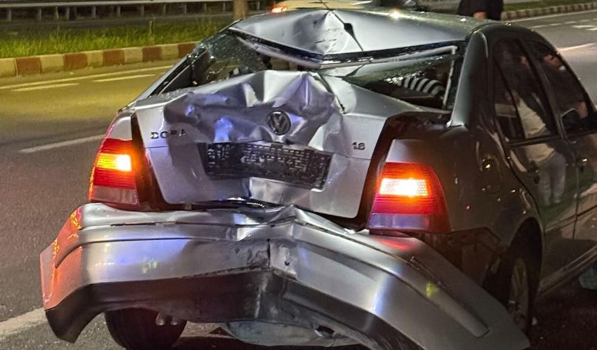 Kütahya'da motosiklet otomobile çarptı