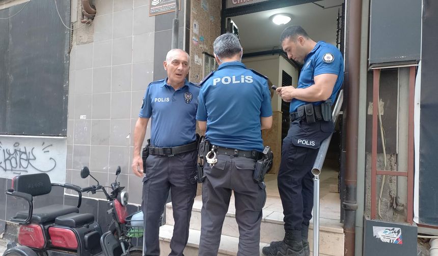 Manisa'da kötü kokular gelen dairesinde ölü bulundu