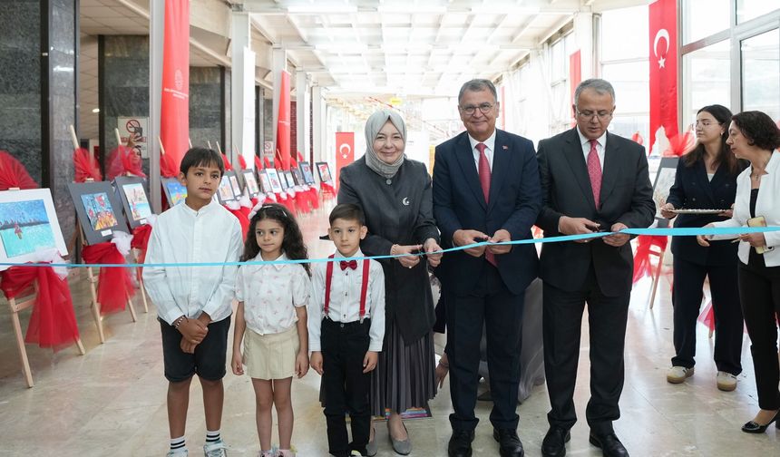 MEB’de ‘İrade Bizim, Zafer Bizim’ sergisi açıldı