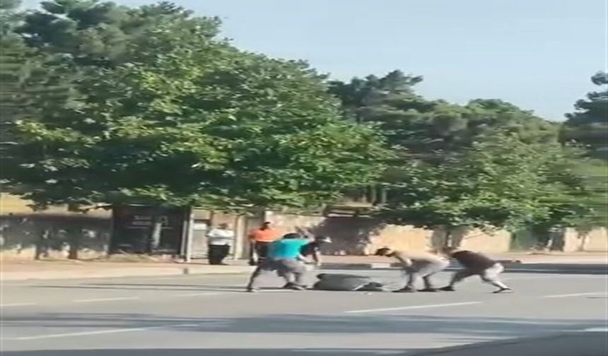 Trafikte sürücüyü sopalarla darbedenler tutuklandı