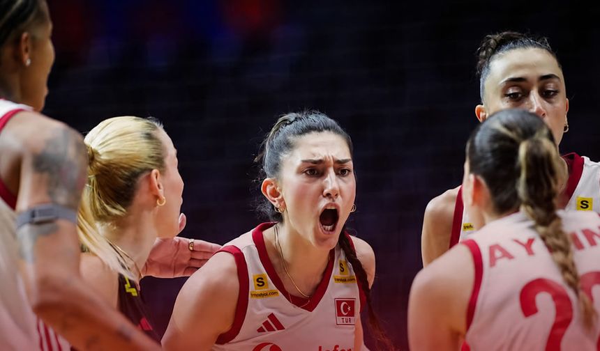 Filenin Sultanları Polonya'yı Devirdi! VNL'de 7. Galibiyet Geldi