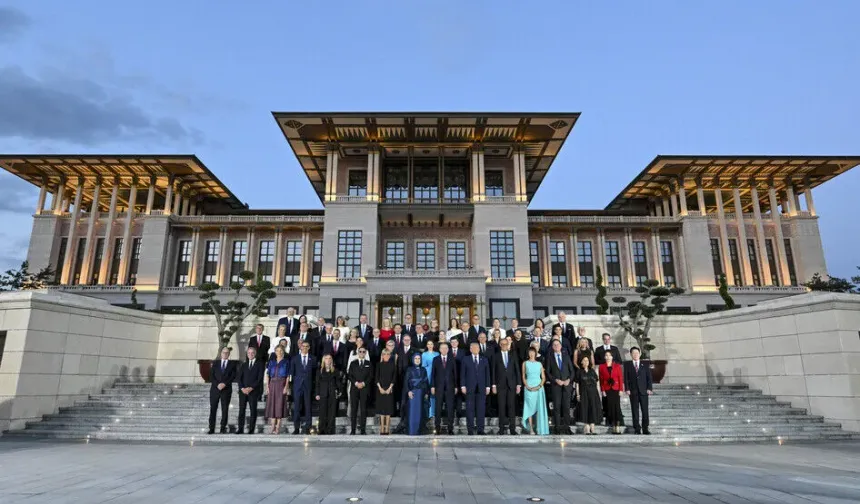Ankara’da Tarihi Zirve: Beştepe Külliyesi’nde NATO Aile Fotoğrafı Çekildi!