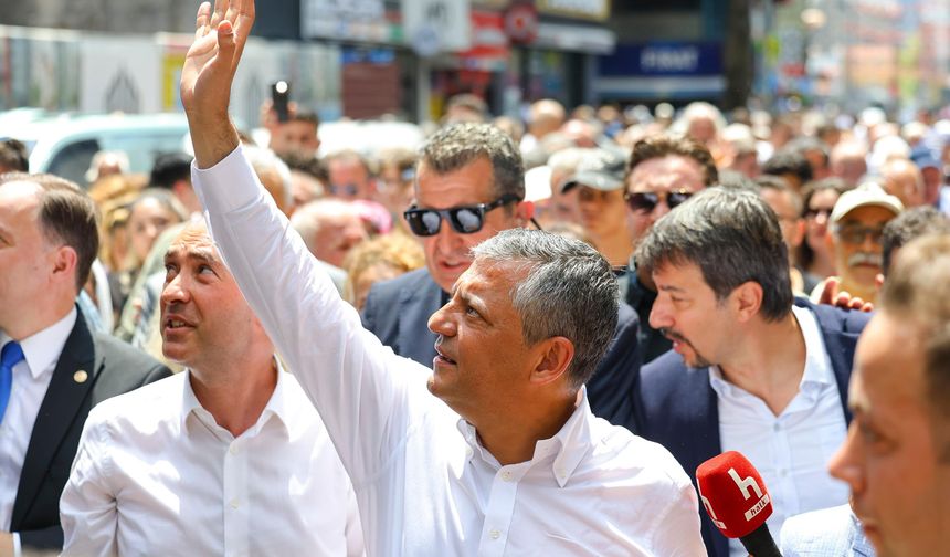 Özel'e Zonguldak'ta büyük ilgi