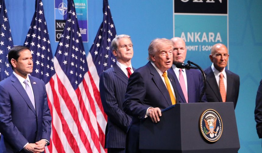 Trump'tan Çarpıcı Açıklamalar:  İran’ı sert bir şekilde vuracağız