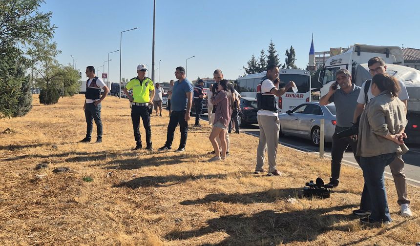 Afyonkarahisar'da yolcu otobüsü devrildi