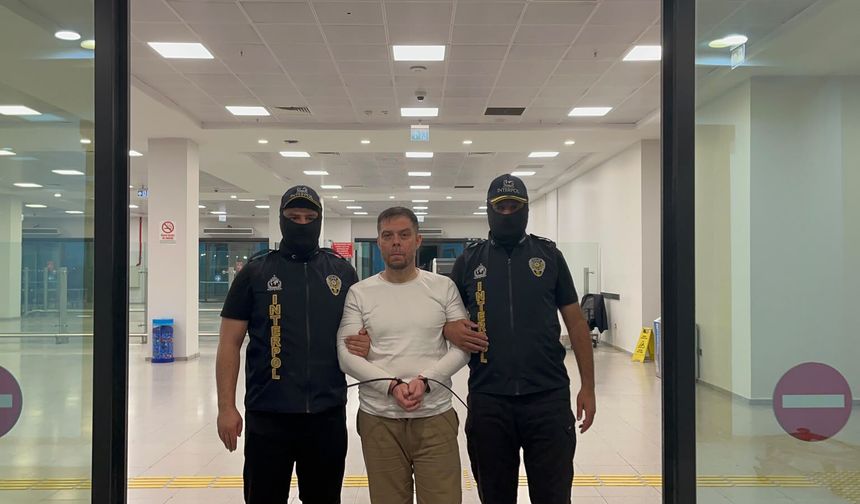 Arjantin'de Yakalanıp Türkiye'ye İade Edilen Suç Örgütü Elebaşı İstanbul'da
