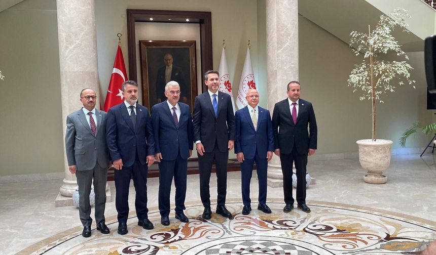 Bayraktar: Enerji ve maden savaşı dünyada sürüyor