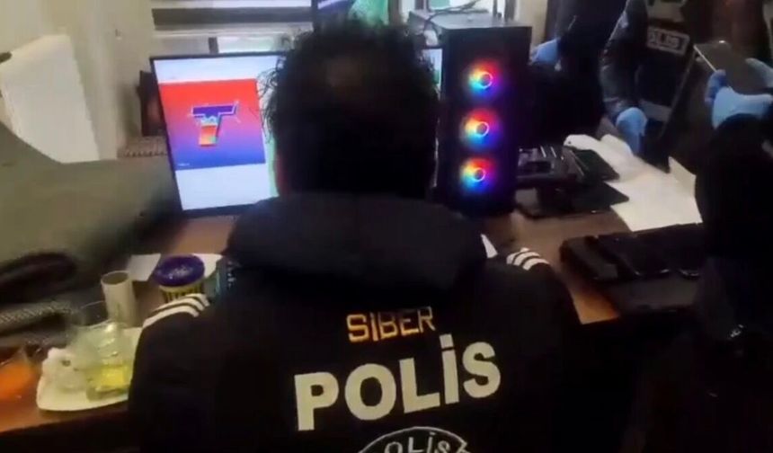 Diyarbakır merkezli 8 ilde siber şantaj operasyonu: 10 şüpheli gözaltında