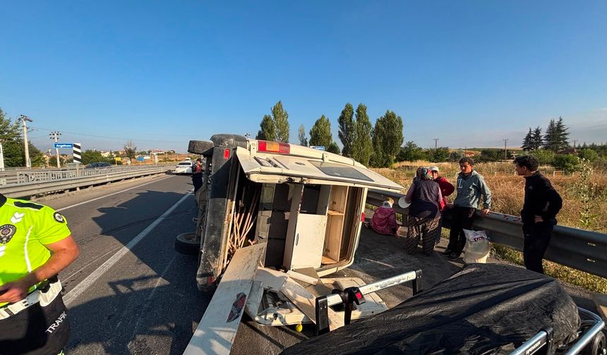Konya'da feci minibüs kazası: 14 yaralı