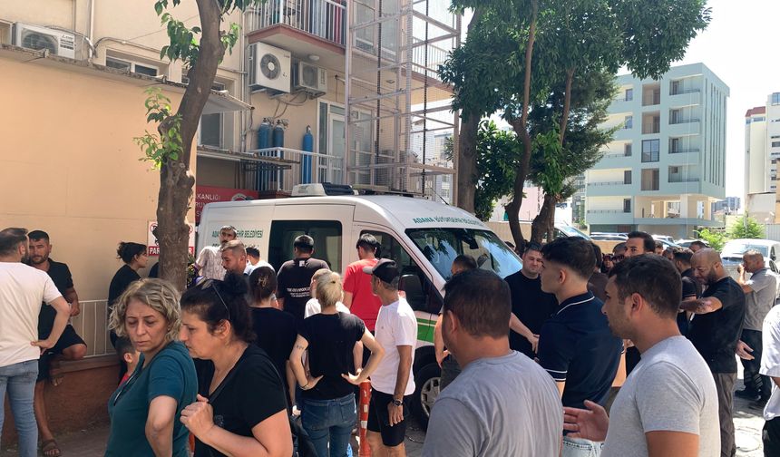 Silahlı saldırganları durdurmak isterken hayatını kaybetti