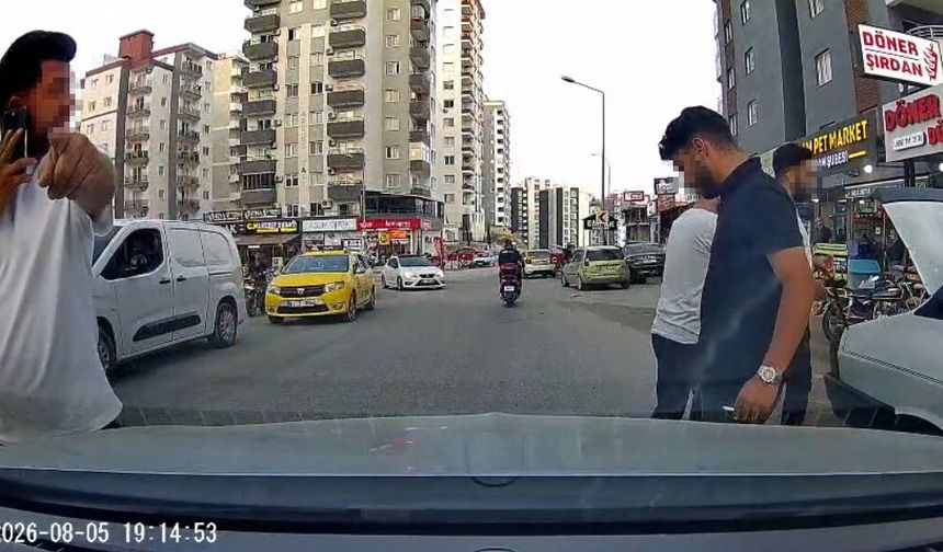 Trafikte artıştığı sürücüyü darbedip testereyle saldırdı