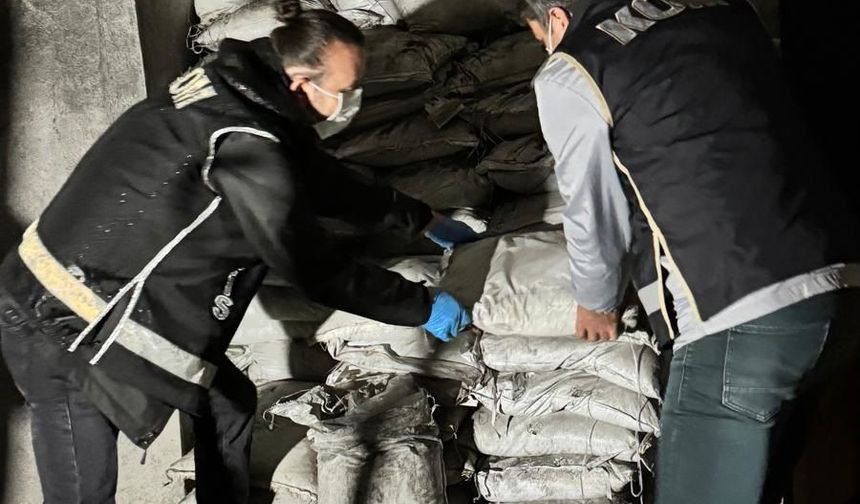 Bartın'da 40 milyonluk titanyum operasyonu