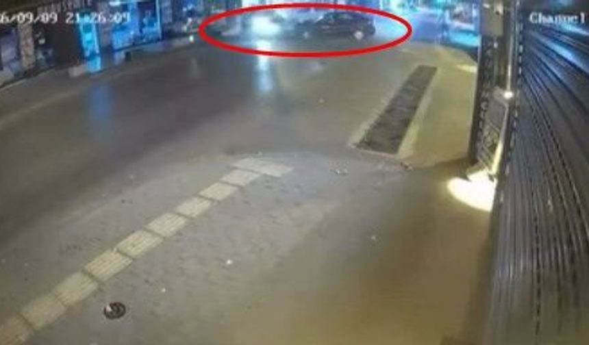 Bursa'da iki otomobil kafa kafaya çarpıştı