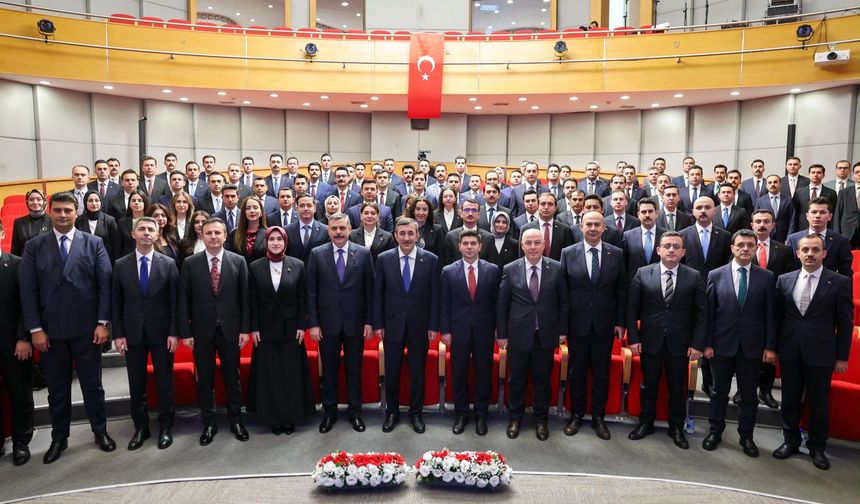 Cevdet Yılmaz kaymakam adaylarıyla görüştü