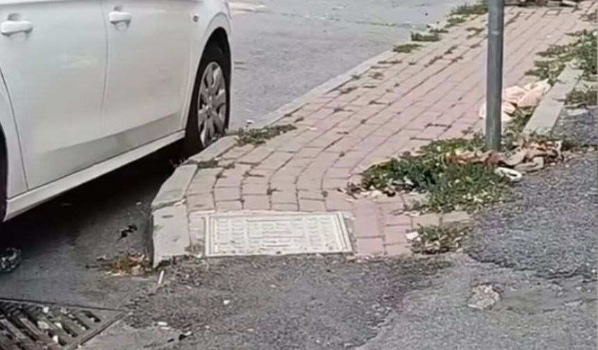 Kağıthane'de yeraltı elektrik kabloları patladı