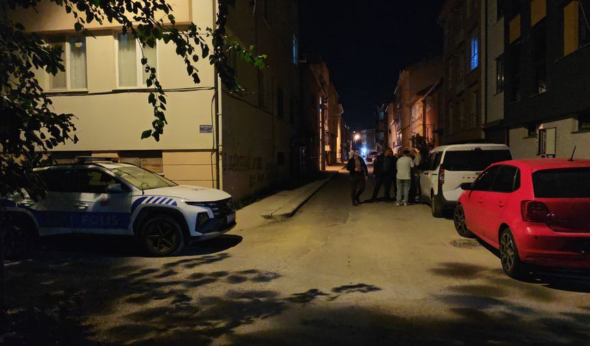 Misafirlik için gittiği arkadaşının evinde öldü