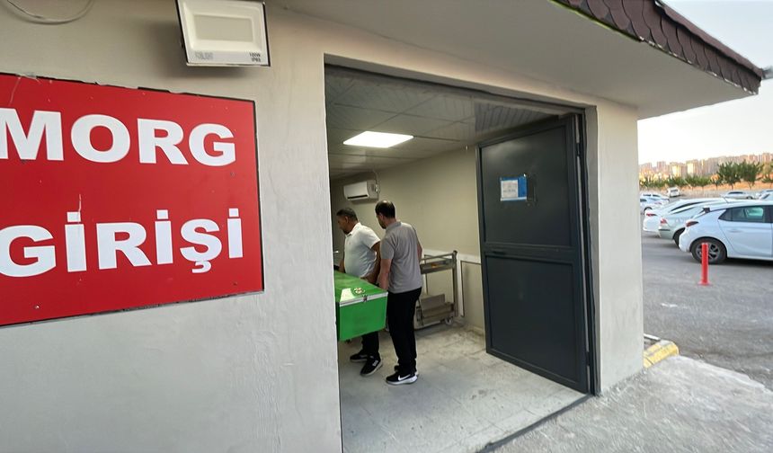 Şanlıurfa'da inşaattan düşen işçi yaşamını yitirdi