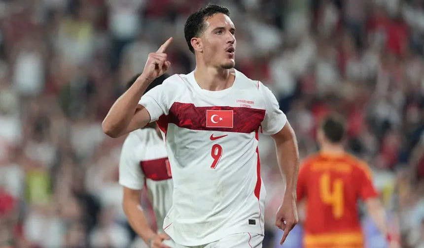 Galatasaray'dan Deniz Gül için KAP açıklaması! İstanbul'a geliyor