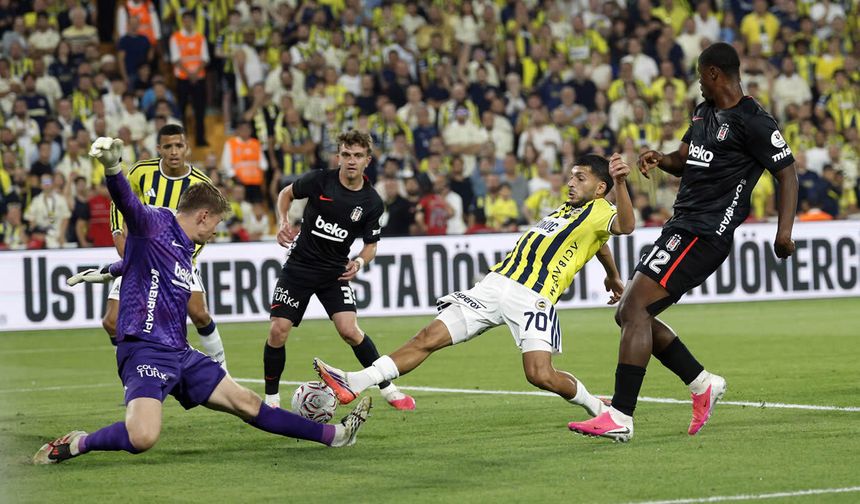 Beşiktaş, Fenerbahçe’yi Deplasmanda Devirdi!