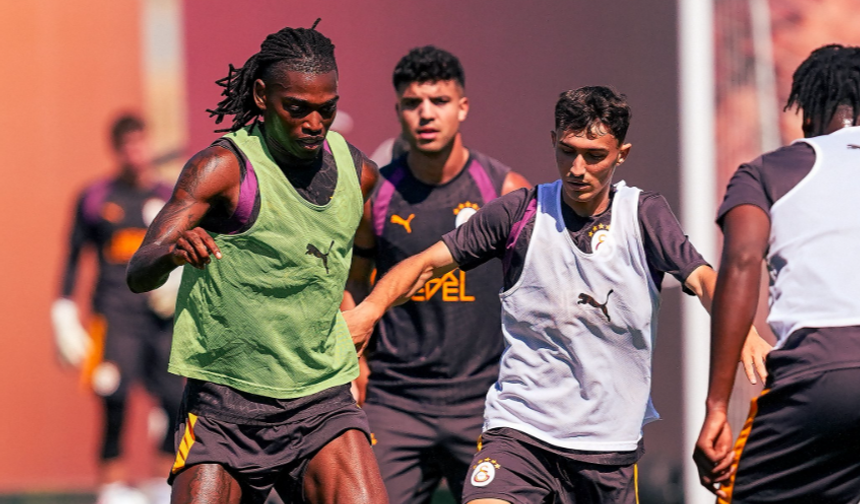 Galatasaray Açıkladı! Leao'nun Durumu Ne?