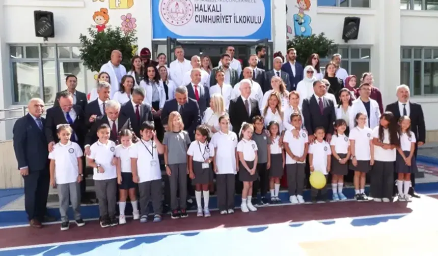 Vali Gül, İstanbul'da İlk Ders Zilini Çaldı