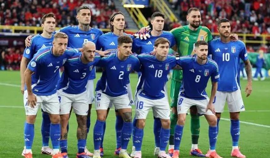 İtalya'dan Türkiye maçı öncesi dikkat çeken karar: 10 futbolcu Bursa'ya götürülmedi