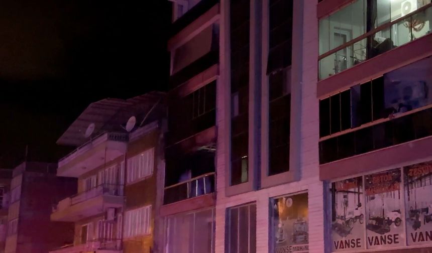 Aydın'da Gece Yarısı Yangın Paniği