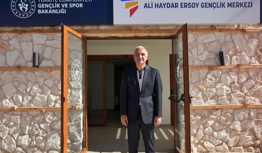 Bakan Mehmet Nuri Ersoy'dan Gençlik Vizyonu